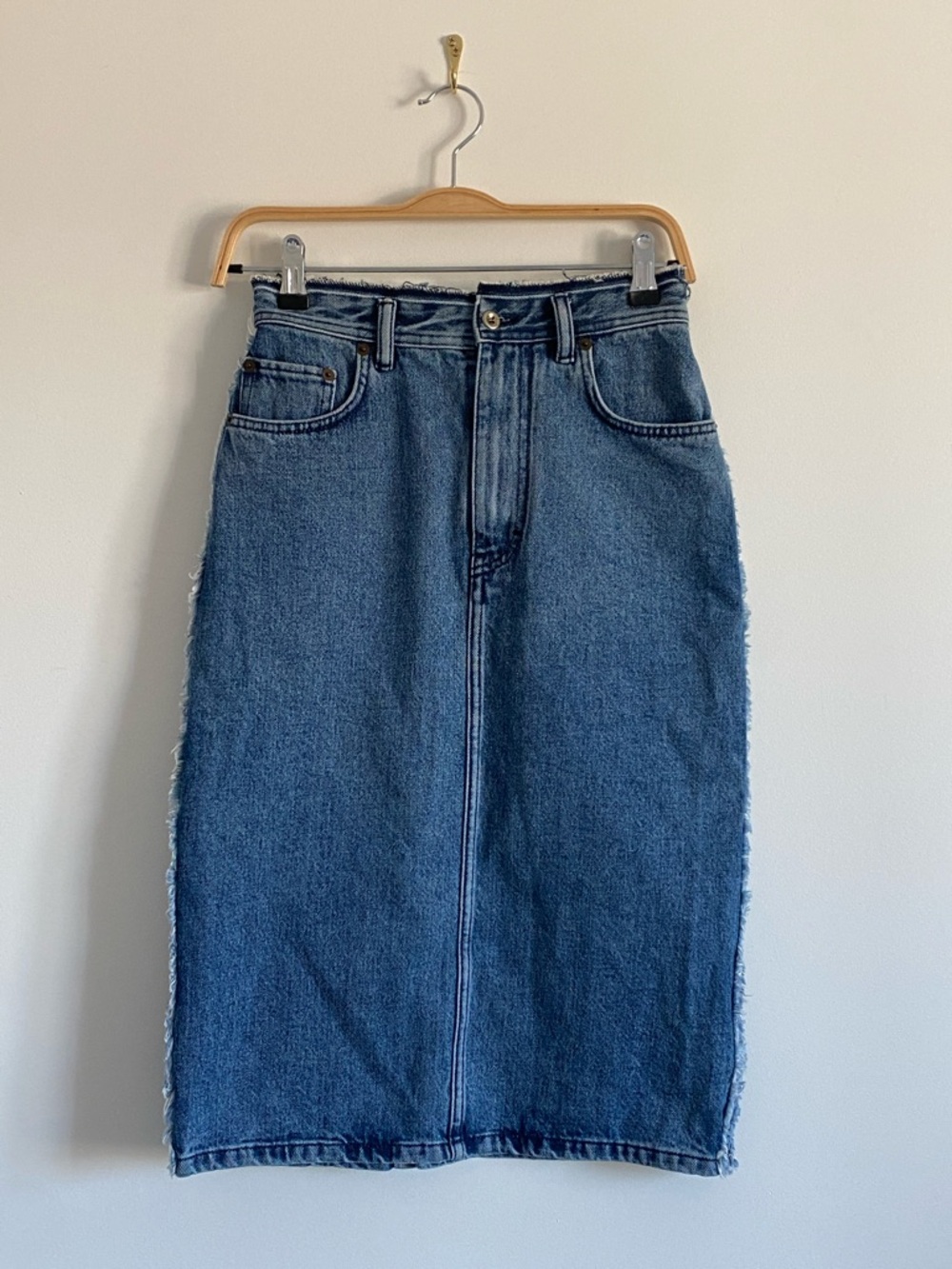 Acne Studios | Ilyssia Denim Pencil Skirt | Mid Blue | Size 34 (IT) - Picture 2 of 12